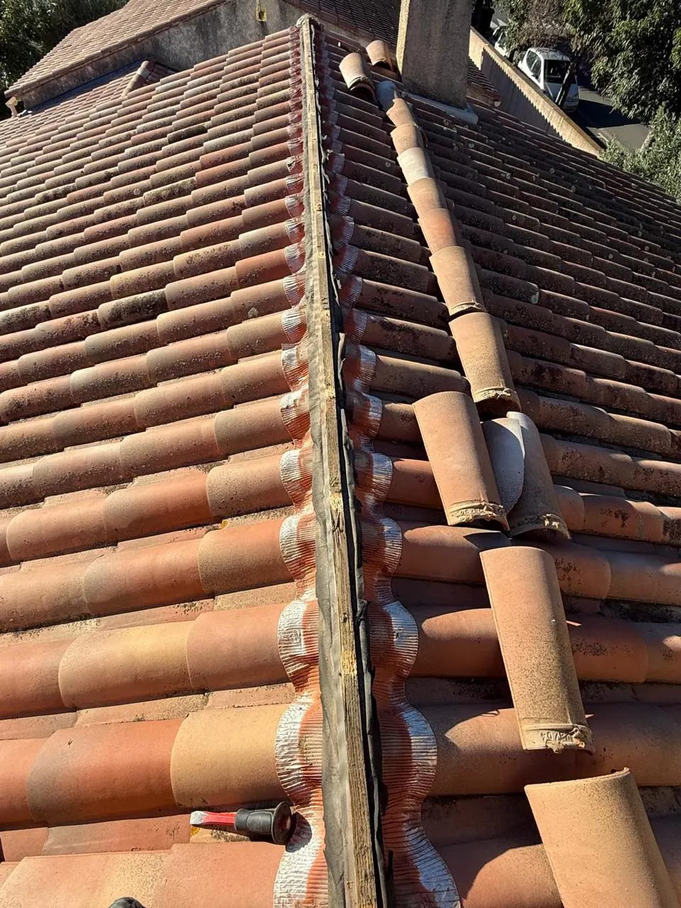 Rénovation de faîtage : avant